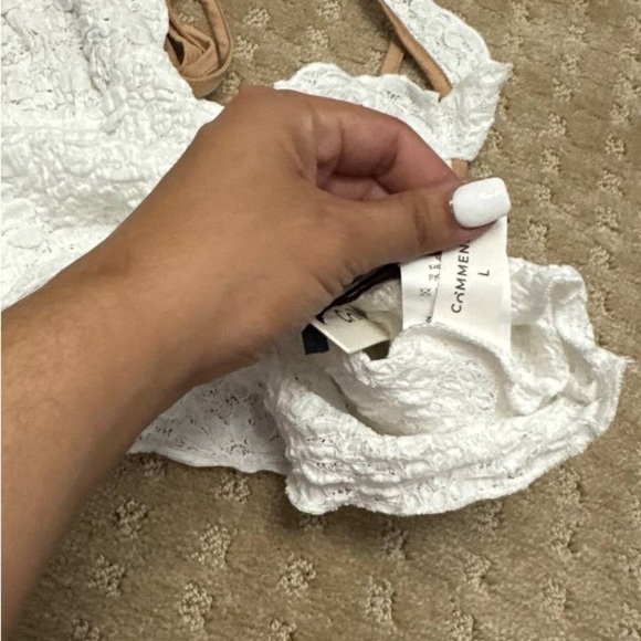 White Lace Sleeveless Top Y2K - Picture 6 of 6